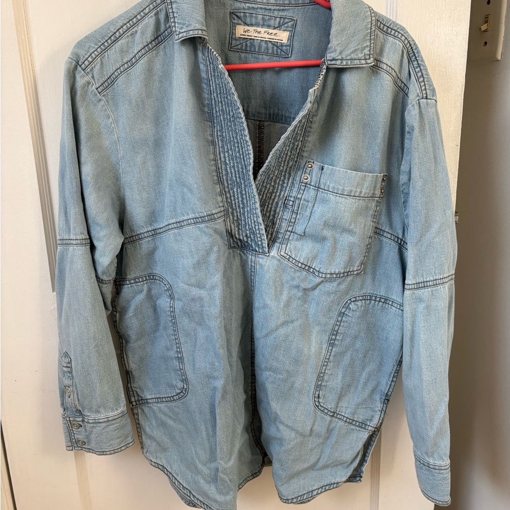 We the Free Oversized Blue Denim Shirt with Pockets - Picture 5 of 5